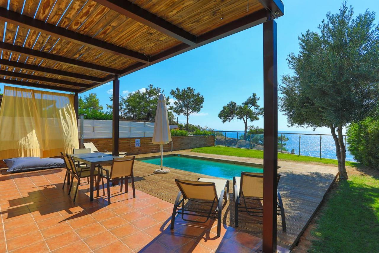 Kalma Villa Dio Nea Moudania Bagian luar foto