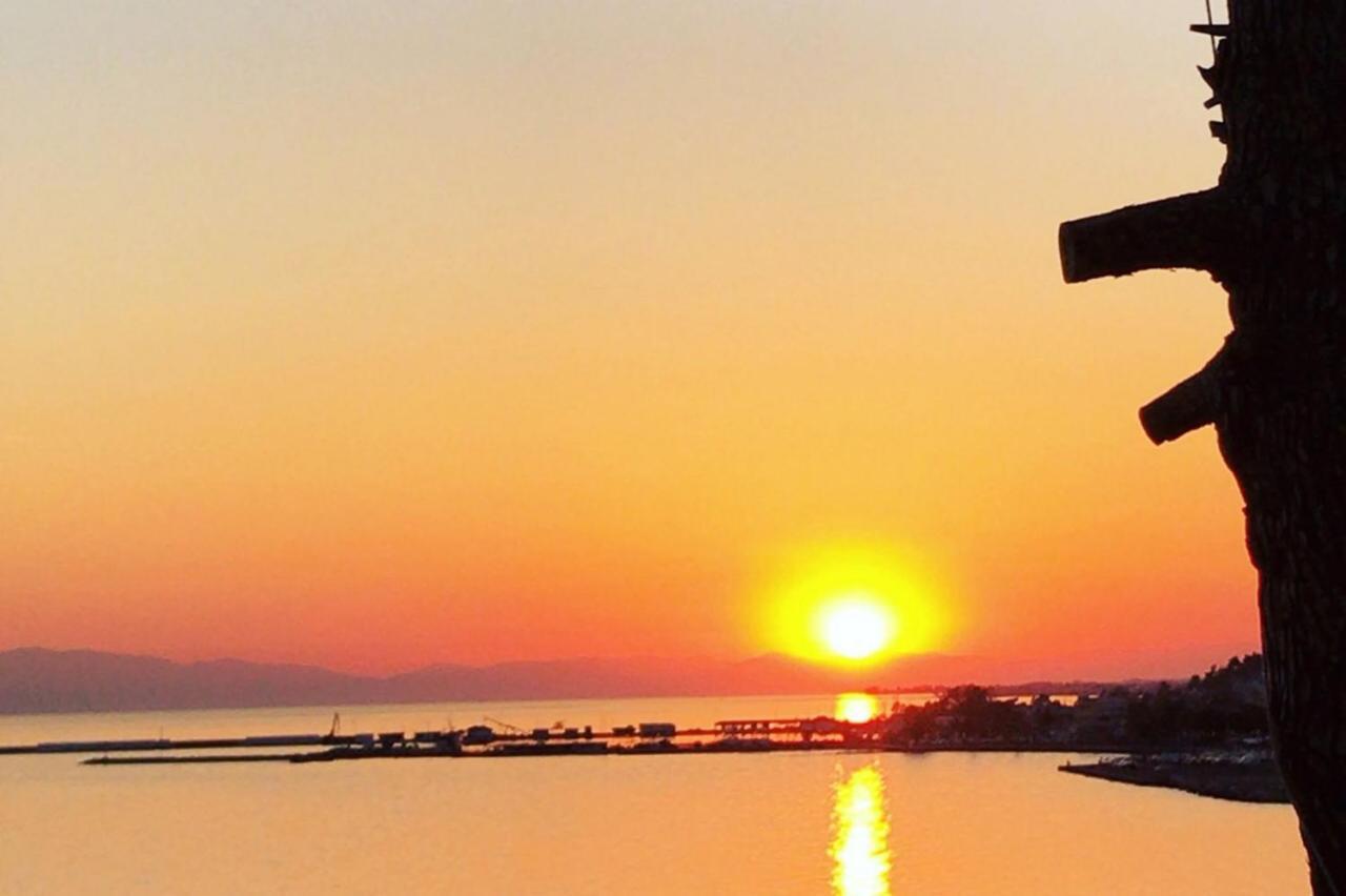 Kalma Villa Dio Nea Moudania Bagian luar foto