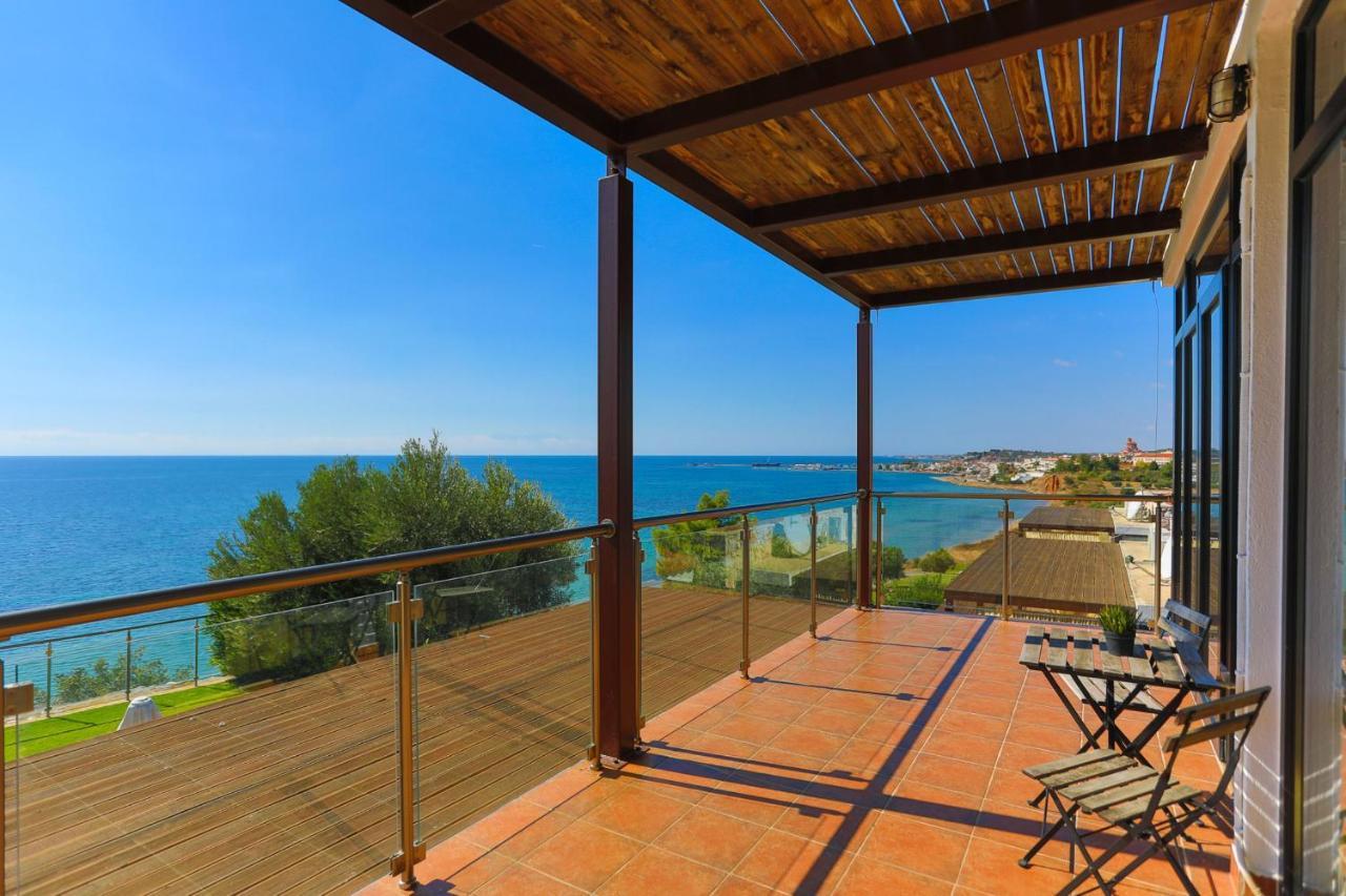 Kalma Villa Dio Nea Moudania Bagian luar foto